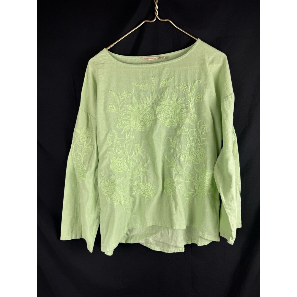 Soft Surroundings Pastel Green Embroidered Top Shirt Sz XS Boho Chic Relaxed Fit